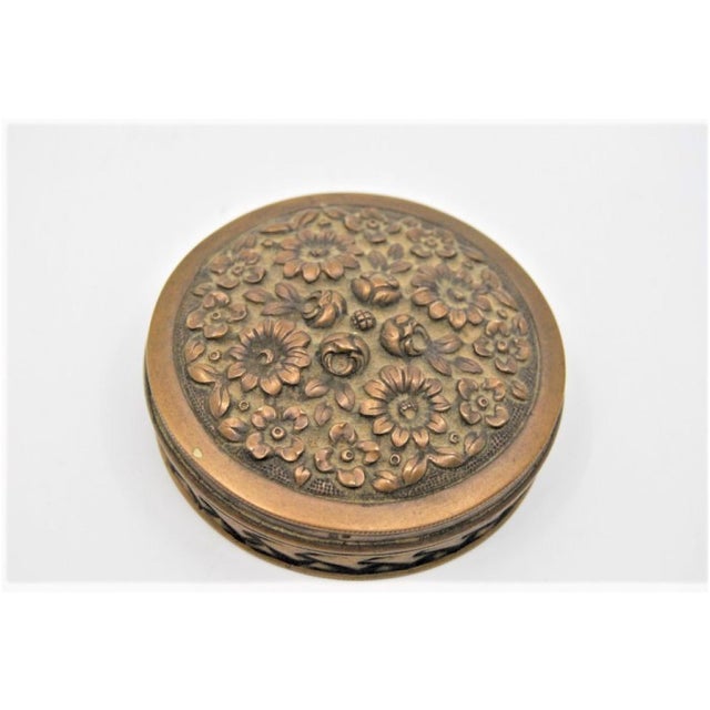 Circular Pill Box with Engraved Plant Motifs For Sale - Image 3 of 6