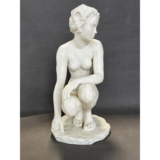 Porcelain Sculpture of Squatting Woman by Fritz Klimsch for Rosenthal, 1940 For Sale - Image 10 of 10