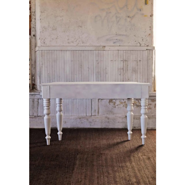 1980s Vintage Console Table in Magnolia White For Sale - Image 5 of 7