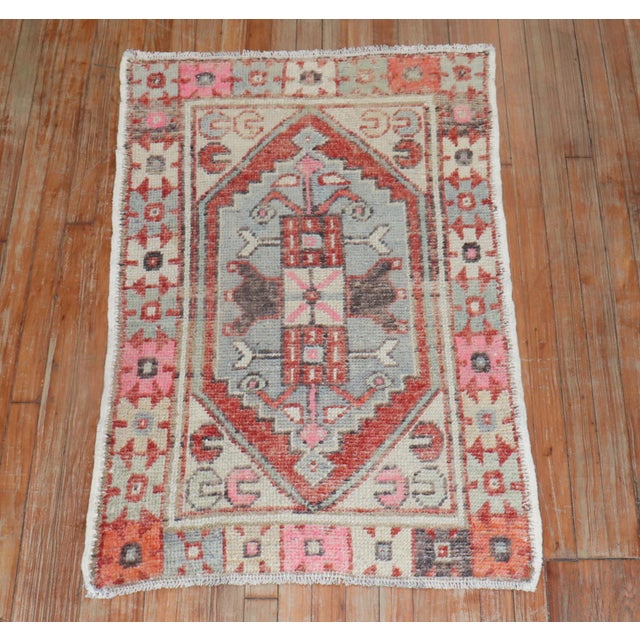 Mid 20th Century Turkish Anatolian Rug - 2'8" x 4' For Sale - Image 17 of 18