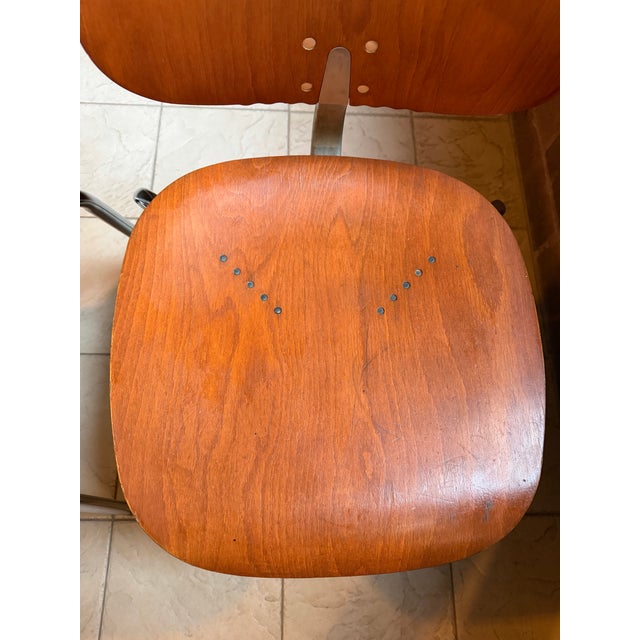 Giancarlo Piretti Set of Two Vintage Giancarlo Piretti Xylon Chairs for Krueger International (Ki) For Sale - Image 4 of 11