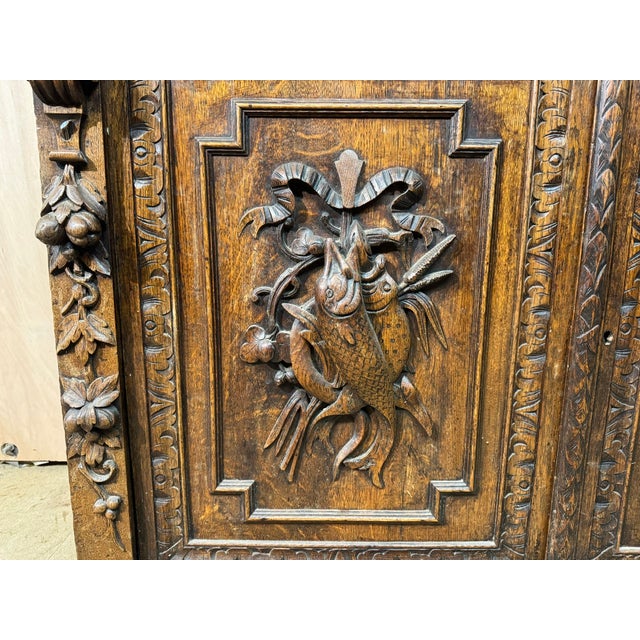 Wood French Carved Oak Hunting Cabinet, 1860 For Sale - Image 7 of 14