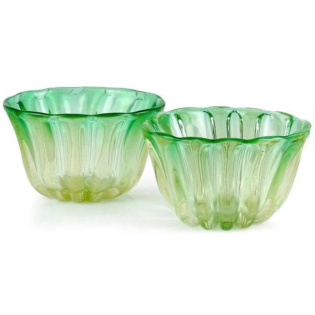 Mid 20th Century Vintage Midcentury Murano Gold Flecks Green Sommerso Italian Art Glass Decorative Bowl Vase For Sale - Image 5 of 5