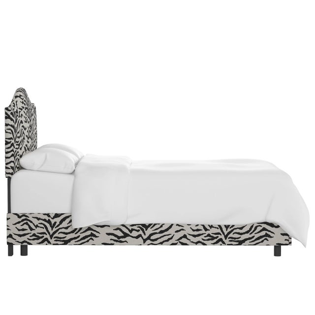 Cloth & Company Kenmore Bed in Cream Black Linen Zebra, California King For Sale - Image 4 of 6