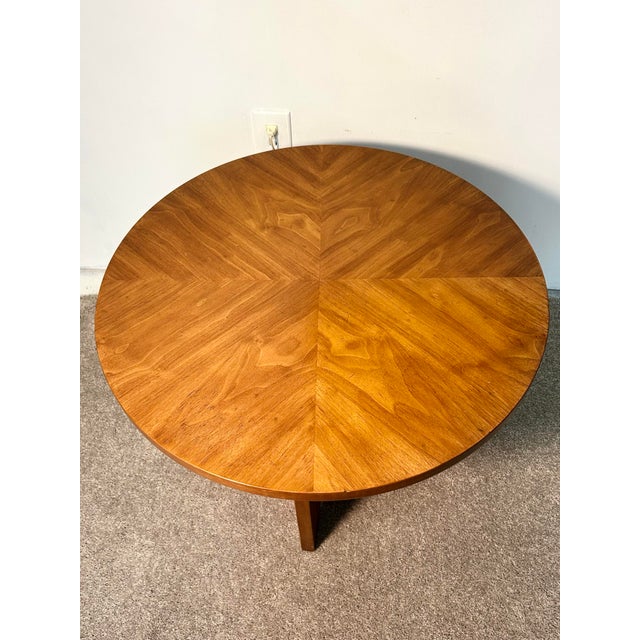 1960s Attributed to Broyhill Brasilia Round Side Table For Sale In Charlotte - Image 6 of 7