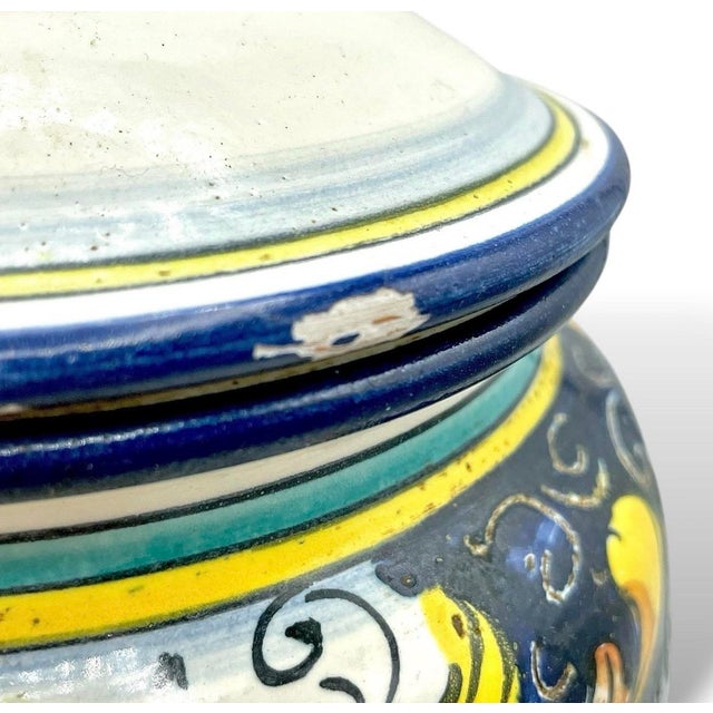 1970s Italian Ceramic Rosmarino Spice Herb Canister Jar Lidded Hand Painted Lemons Euc For Sale - Image 10 of 11