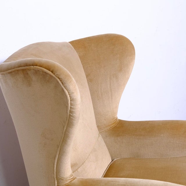 Set of Highback Armchairs in Beige Velvet with Wooden Legs, 1970s For Sale - Image 14 of 18