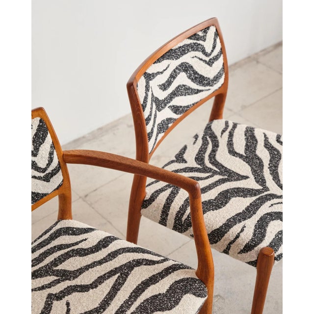 Teak Model 80 Dining Chairs and Model 65 Armchairs by Niels O. Møller for j.l. Møllers, Denmark, 1960s, Set of 8 For Sale - Image 17 of 18