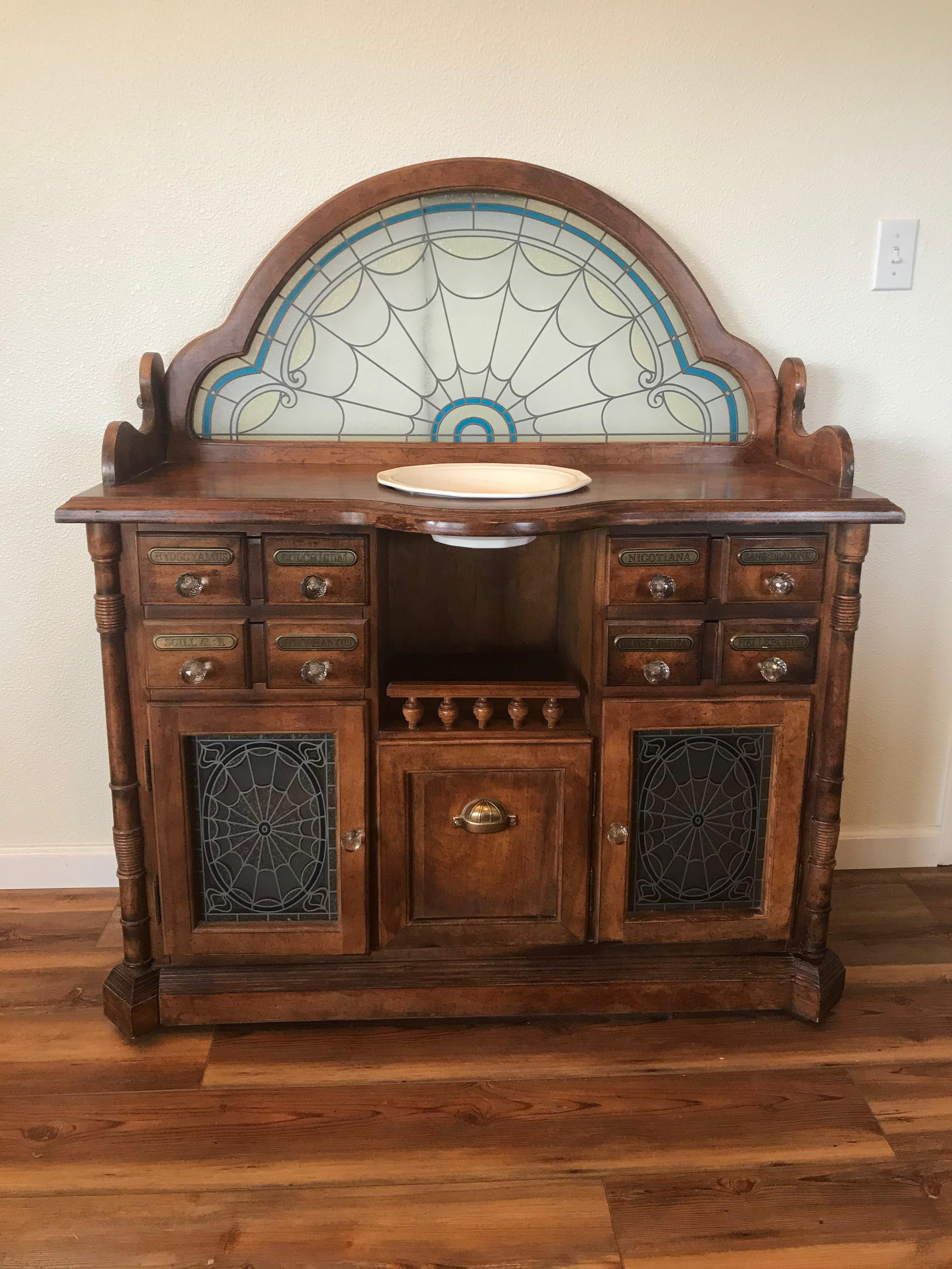 Vintage Pulaski Apothecary Bedroom Set, 7 Pieces | Chairish