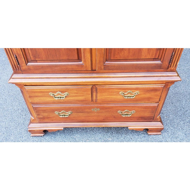 Vintage 1980s Thomasville Furniture Queen Anne Cherry Bedroom