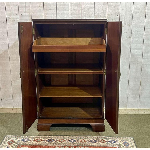 English Walnut Sideboard, 1930s For Sale - Image 3 of 18