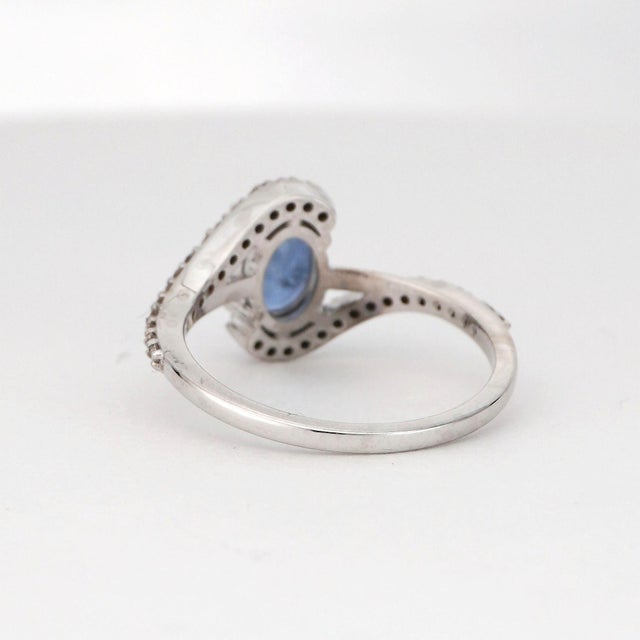 Metal Oval-Cut Blue Sapphire & Diamond Ring in 14k White Gold For Sale - Image 7 of 12