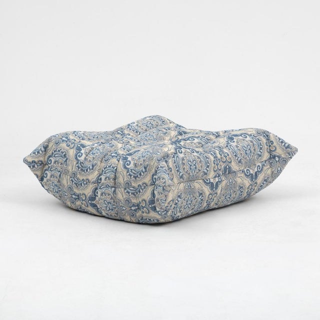 Togo Lounge Chair and Pouf in Pattern Fabric by Michel Ducaroy for Ligne Roset, 1973, Set of 2 For Sale - Image 16 of 18