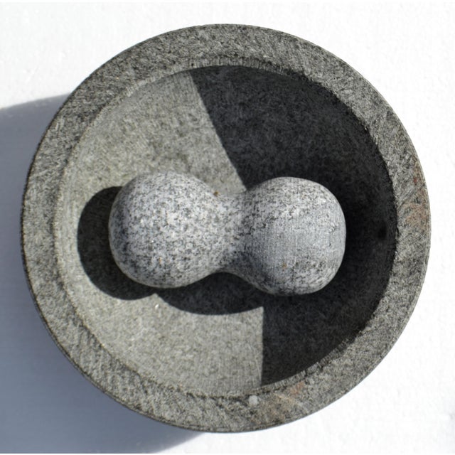Vintage Ancient Art Granite Molcajete Spice Grinder 8-Inch Usa Imusa For Sale - Image 9 of 14