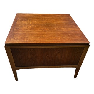 Mid Century Lane Rhythm Paul McCobb Style Double Door Side End Table For Sale