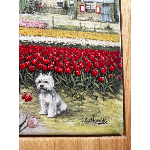 Late 20th Century Holland Tulip Garden Ceramic Tile Wall Plaque in a Natural Wood Frame For Sale In Las Vegas - Image 6 of 6