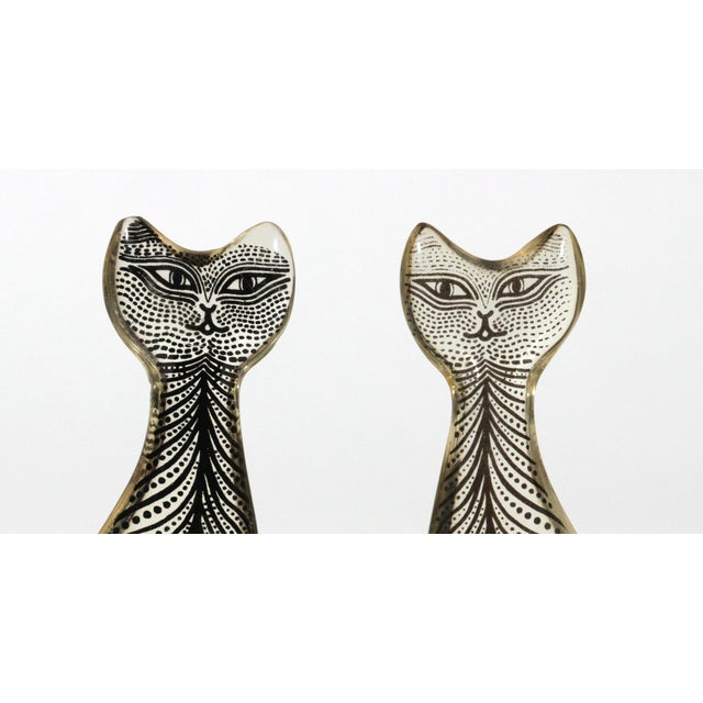 "Op Art Felines": Pair of Vintage Abraham Palatnik Lucite Cat Sculptures 1970s A charming and collectible pair of kinetic...