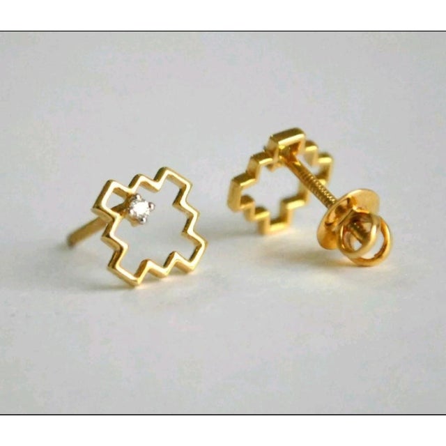 Small Geometric 14k Gold Everyday Diamond Stud Earrings - 2 Pieces For Sale - Image 6 of 10