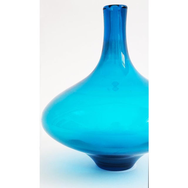 Exemplary minimalist mid-century modern Vase in a deeply saturated cerulean blue, designed by Axel Morch for Magnor Norway...