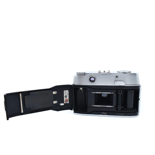 Metal Vintage 1950s Agfa Super Silette-L Rangefinder Camera With Color-Solinar Lens Germany For Sale - Image 7 of 7