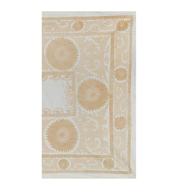 1960s Vintage Pale Color Suzani From Samarkand, Uzbekistan Wall Hanging Decor 5'1'' X 7'7'' For Sale - Image 5 of 13