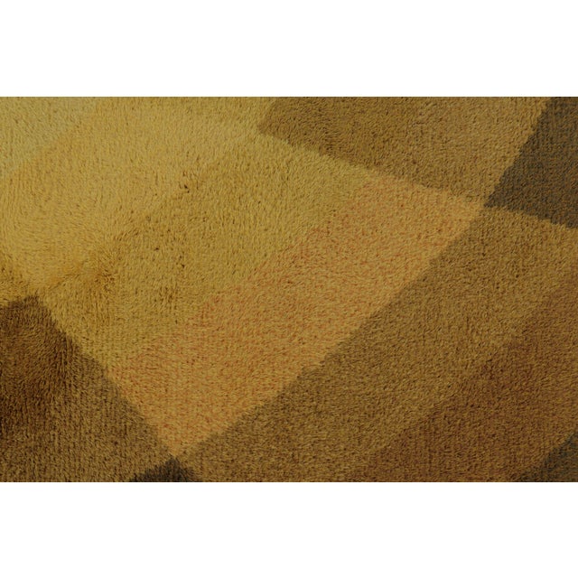 Vintage Swedish Rya Rug With Tonal Yellow-Gold Geometric Shards - Rug & Kilim For Sale In New York - Image 6 of 9