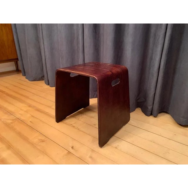 Scandinavian stool from the 1970s In original and good condition. The stool is made of bent plywood. Attractive and...