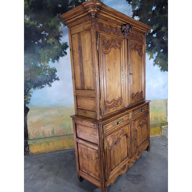 Mountain Buffet in Carved Fir For Sale - Image 5 of 12