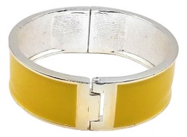 Example of Minimalist Bangles
