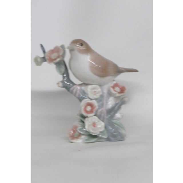 Traditional Lladro Nightingale Bird on a Branch With Flowers Porcelain Figurine 4516b For Sale - Image 3 of 12
