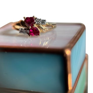 1970s Toi Et Moi Ruby Heart Ring in 10k Yellow Gold — Size 6.5 For Sale