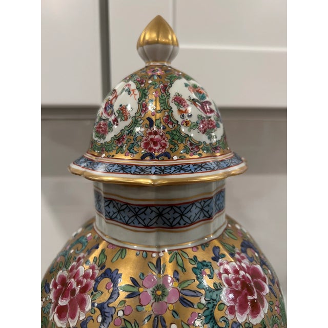 Pair, Samson French Porcelain Famille Rose Medallion Pallet Porcelain Urns For Sale - Image 9 of 12