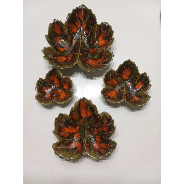 Vintage 1975 Hand Painted Glazed Fall Leaves Nesting Serving Dishes- Set of 4 For Sale - Image 6 of 8