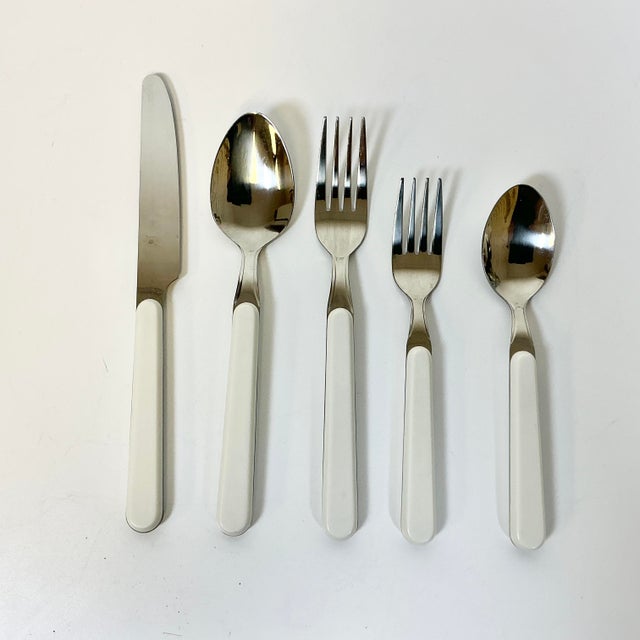 1970s Vintage Boho Chic Contemporary Stainless Steel White Handle Flatware - Set of 40, Service for 8 For Sale - Image 10 of 12