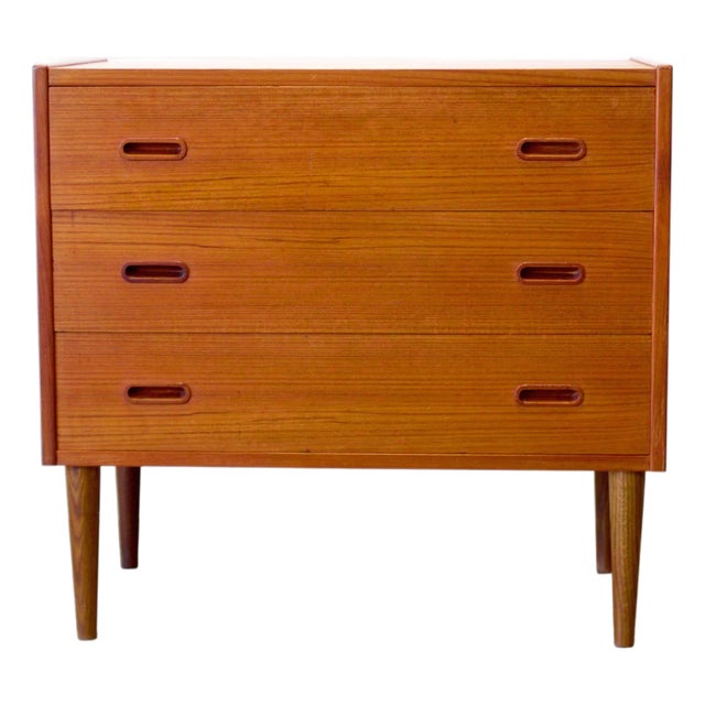 Danish Teak Chest of 3 Drawers / Low Dresser For Sale