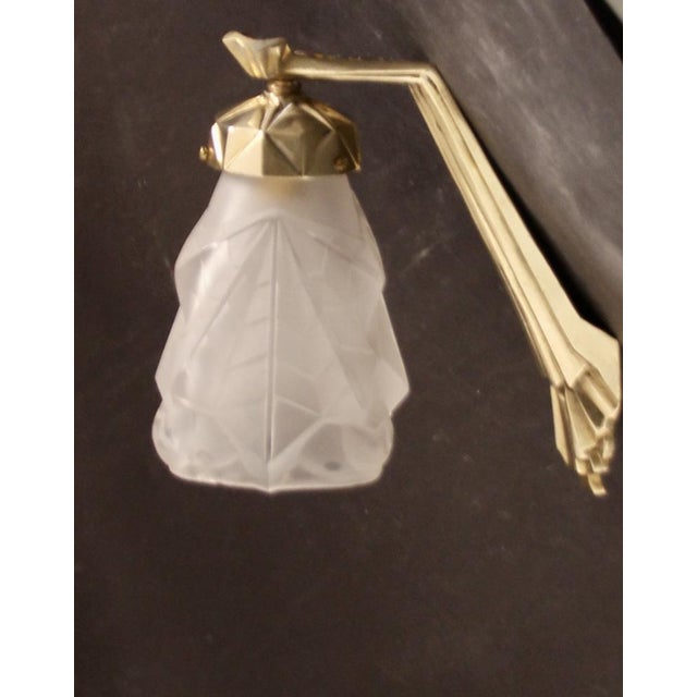 French Art Deco Wall Light from Degue, 1930s For Sale - Image 3 of 15