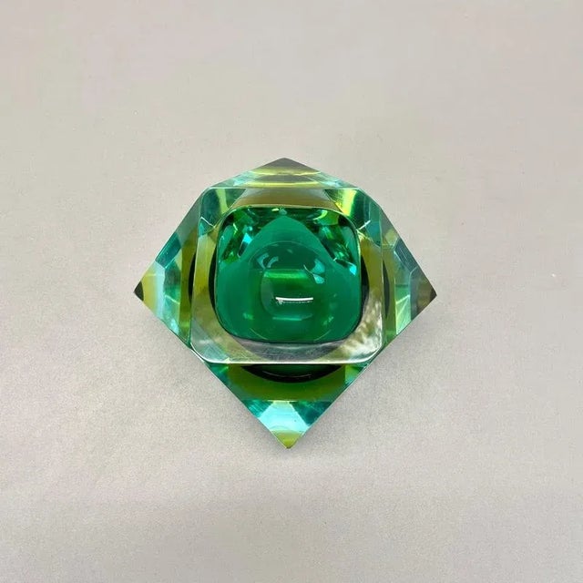 1970s Murano Glass Sommerso Bowl Ashtray from Luigi Mandruzzato, Italy, 1970s For Sale - Image 5 of 17