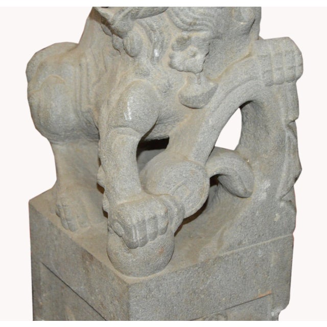Asian Qing Dynasty Hand-Carved Chinese Foo Dog Temple Decoration, Late 19th Century For Sale - Image 3 of 7