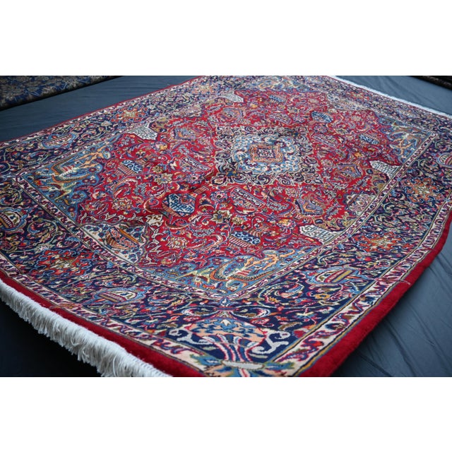 1980s Vintage Persian Isfahan Rug – Floral Medallion, Red & Blue Accents For Sale - Image 5 of 6