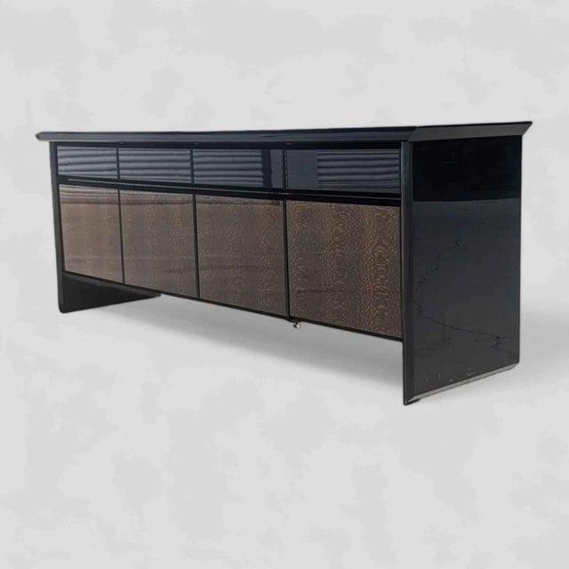 Postmodern Snakewood and Lacquer Credenza by Giorgio Collection for Saporiti Italia, 1980s For Sale - Image 9 of 10