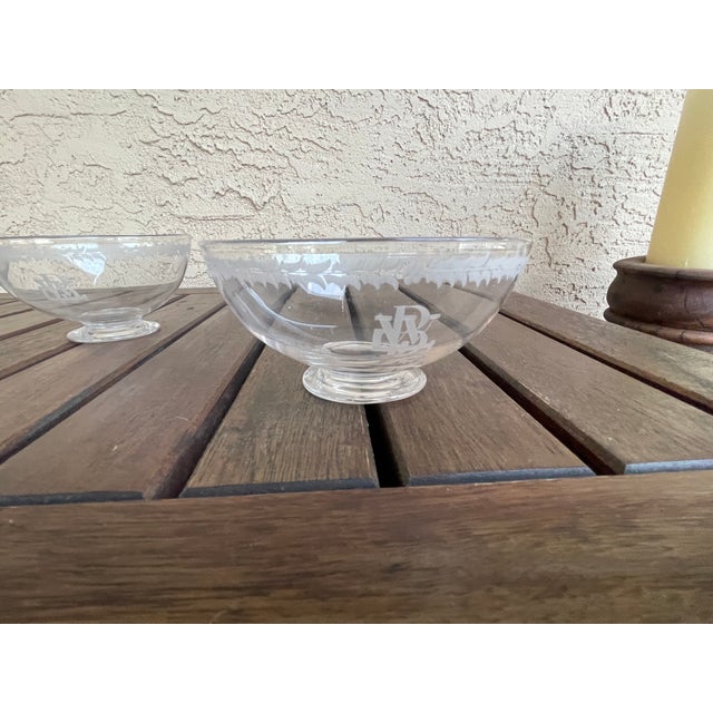 Finger bowls were traditionally used during formal multi-course dinners, presented just before the dessert course to allow...