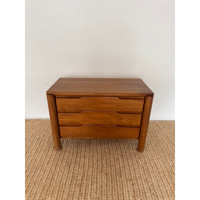 Mid 20th Century Elmwood Chest of Drawers, in the Style of Maison Regain For Sale - Image 4 of 12