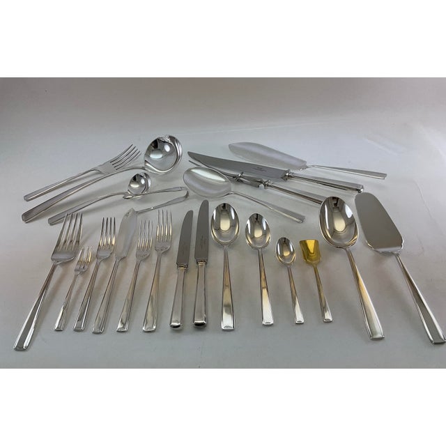 ""We Take Pride in Offering Exclusive Products, New not Used" Ref # Kin 9400 - Pattern : Leighton. Complete European...