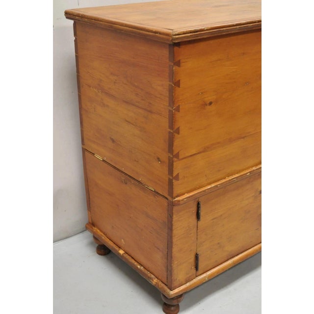 Wood 19th C. French Country Primitive Pine Wood 2 Tier Dovetailed Farmhouse Dough Box For Sale - Image 7 of 12