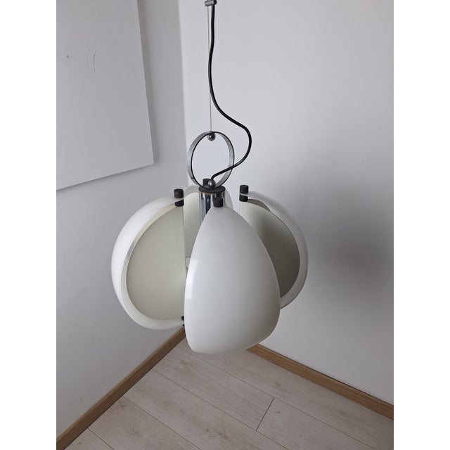 Acrylic Glass Spicchio Pendant by Danilo and Corrado Aroldi for Stilnovo, 1970s For Sale - Image 6 of 10