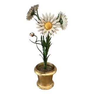 Vintage Italian Tole White Daisy Flowers / Floral Arrangement Sculpture in a Gilt / Gold Leaf Pot, Made in Italy For Sale