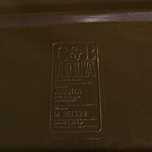 Textile Amanta Lounge Chair in Beige Corduroy with Fiberglass Shell by Mario Bellini for C&B Italia, 1970s For Sale - Image 7 of 9