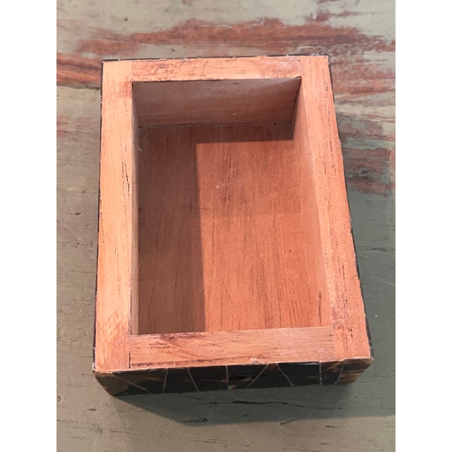 Vintage Handmade Tortoiseshell-Style Veneer & Wood Keepsake Box For Sale - Image 11 of 12