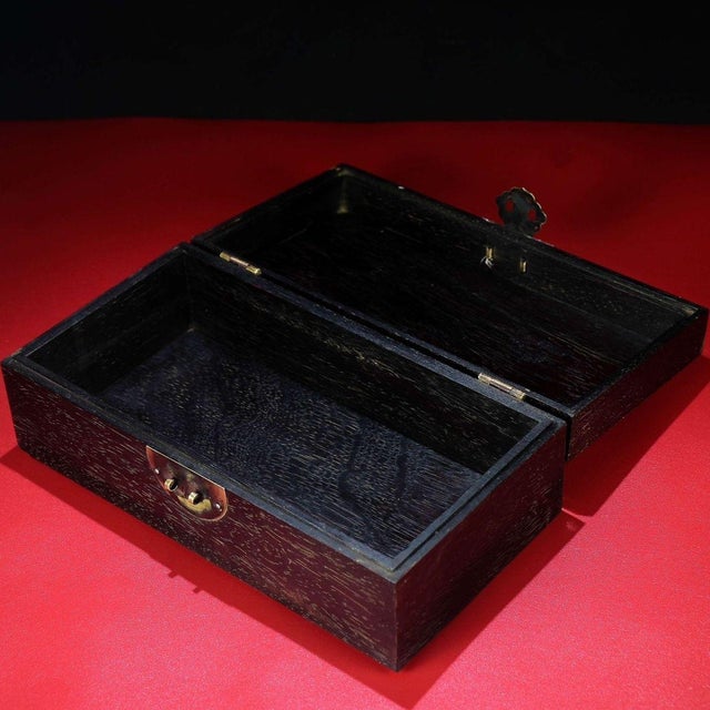Vintage Chinese Rosewood Jewelry Box With Mother of Pearl Inlay & Ruyi Motif For Sale - Image 4 of 9