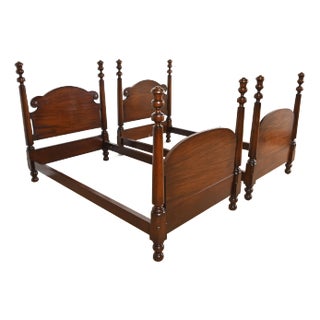Tobey Furniture Antique Georgian Carved Solid Mahogany Twin Size Poster Beds, Pair For Sale